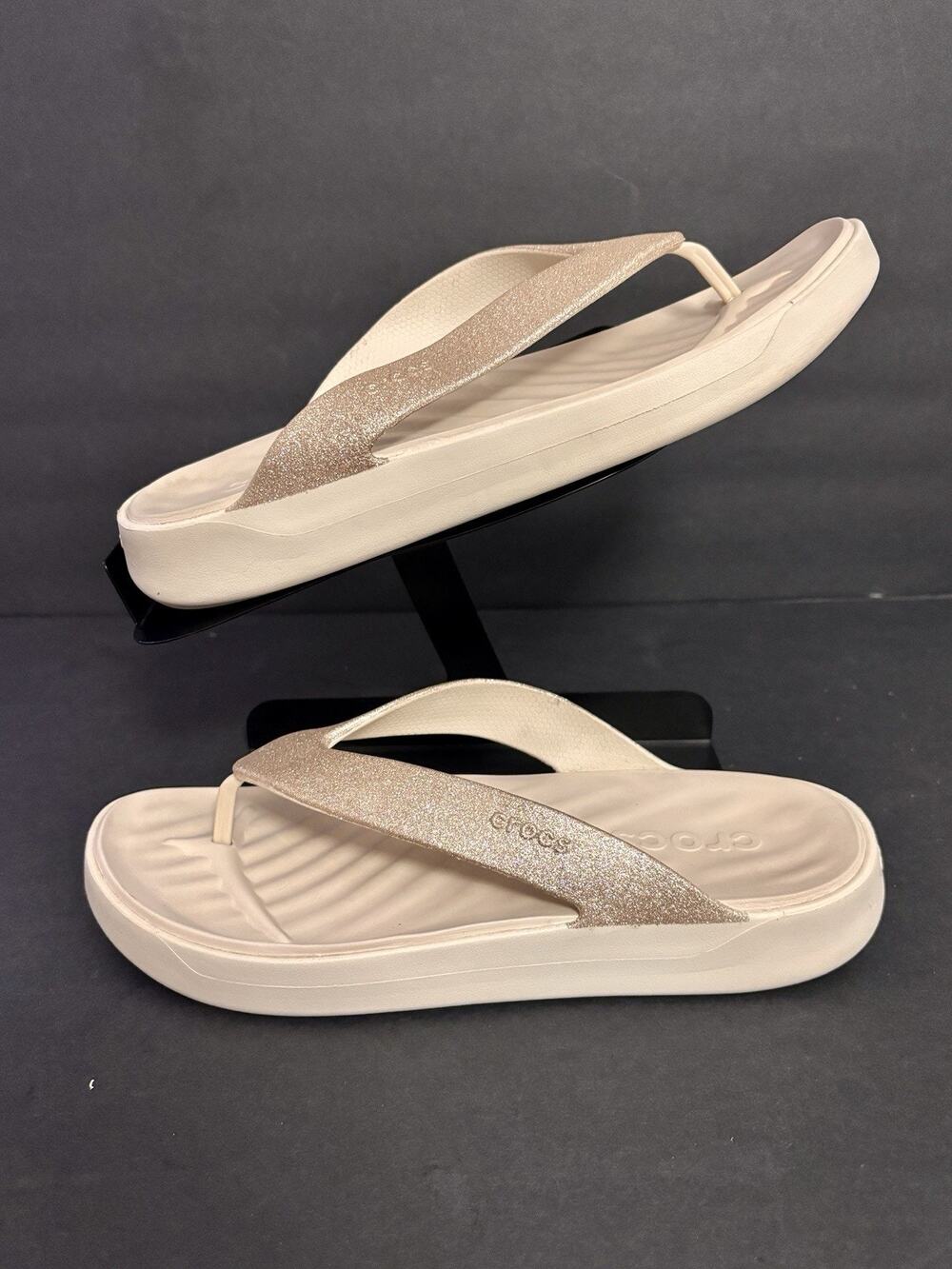 Crocs Getaway Glitter Gold Flip Flops Women’s 10
